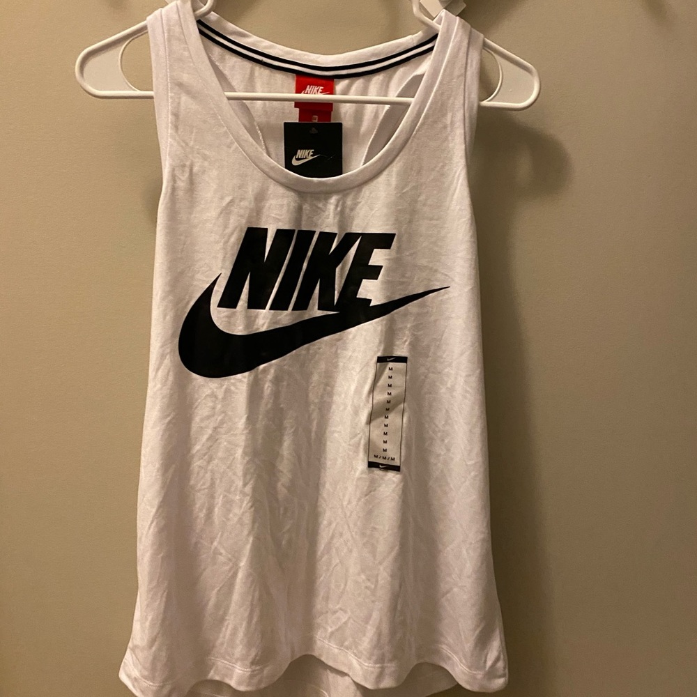 New with tags Nike tank top Size Medium